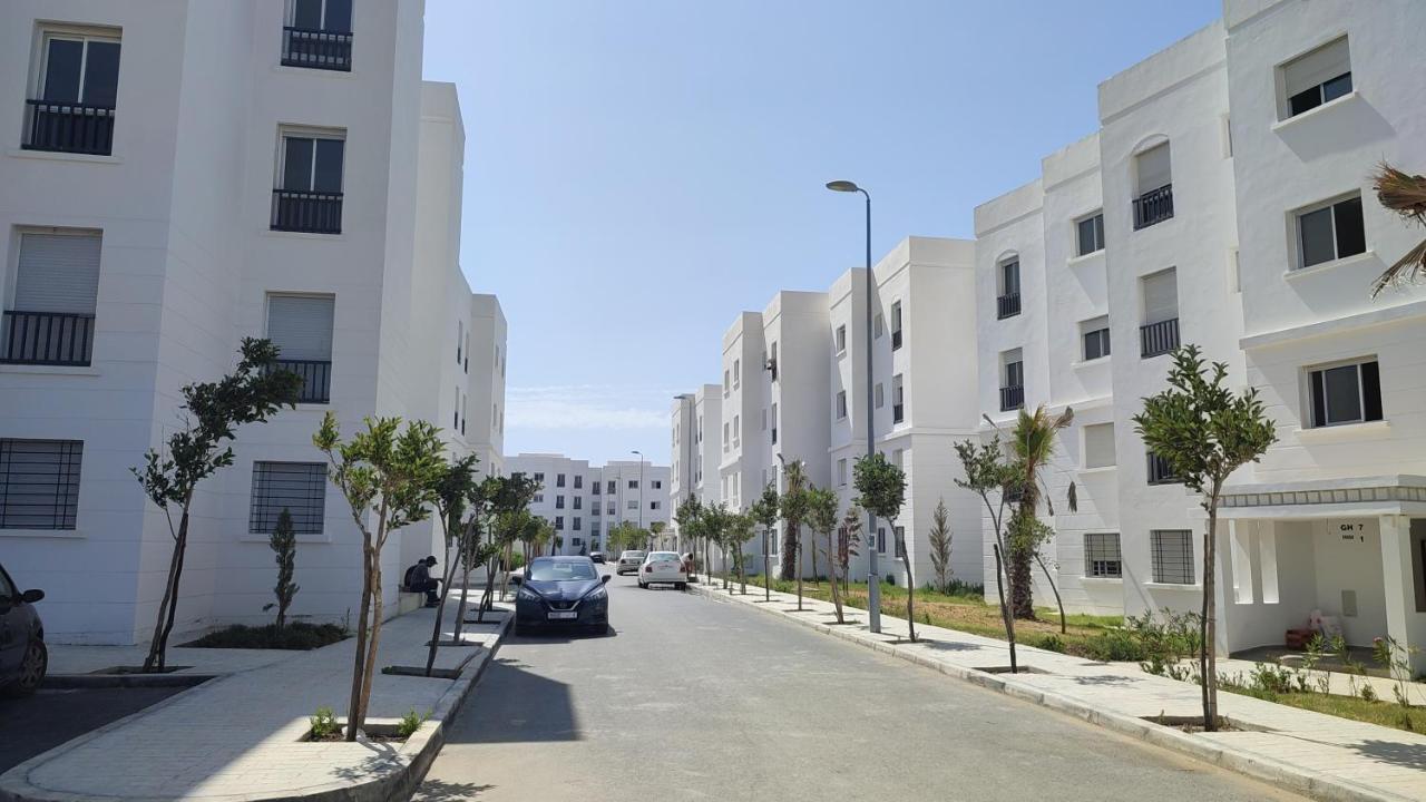 Beachside 2 Bedroom Apartment In Diplomatic Forest Tangier With Free Parking Exterior foto