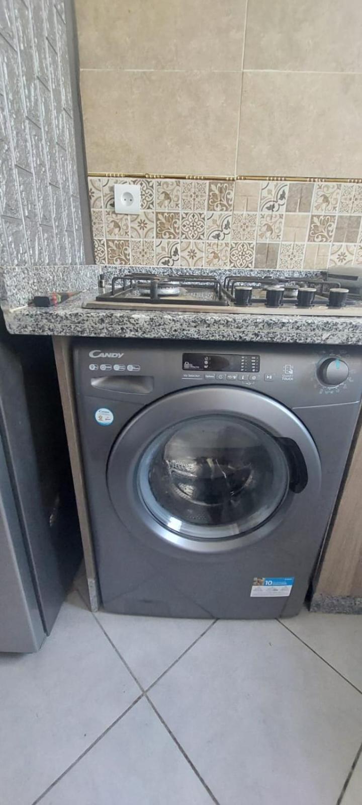 Beachside 2 Bedroom Apartment In Diplomatic Forest Tangier With Free Parking Exterior foto